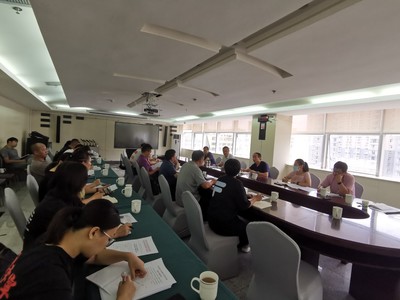 云南玉溪市烟草专卖局（公司）加强校园周边烟草许可证管理，守护青少年健康成长